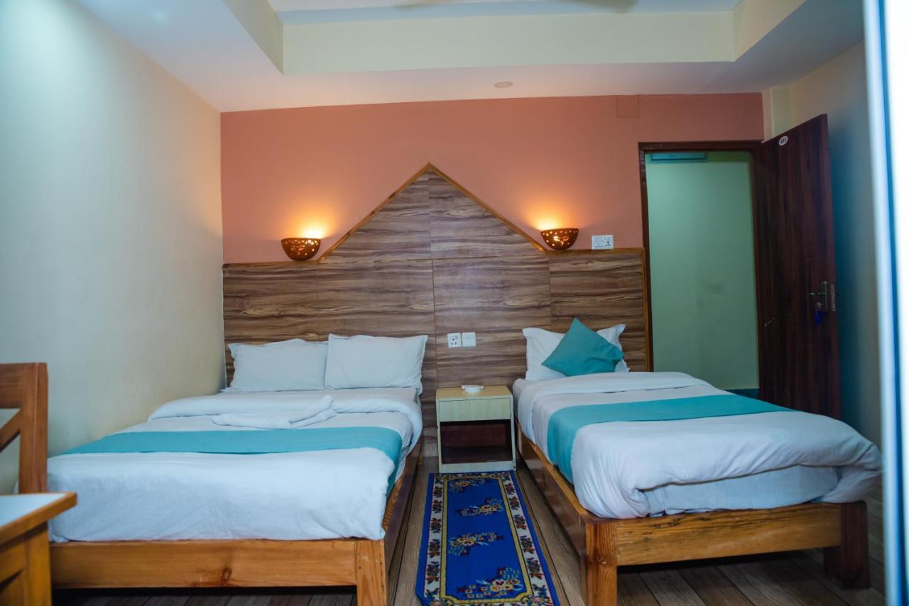 Hotel Olympus Покхара Экстерьер фото